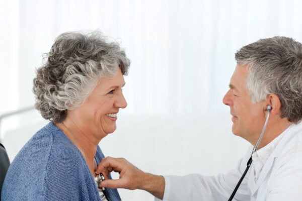 Ce legătură există între reumatism și bolile de inimă?